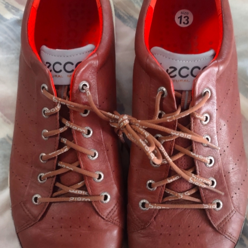 Ecco Leather lace up shoes